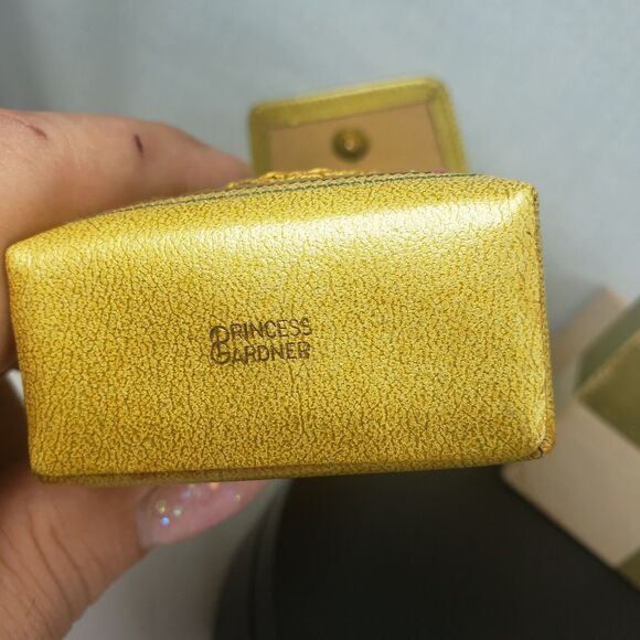 Vintage 1950's Princess Gardner Embroidered Metallic Gold Leather Cigarette Case - Picture 15 of 16